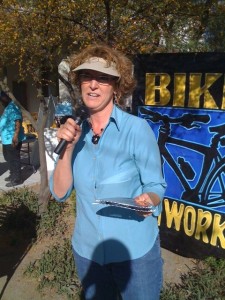 Nanette Slusser accepts the 2010 Bicycle Advocate of the Tear Award. 
